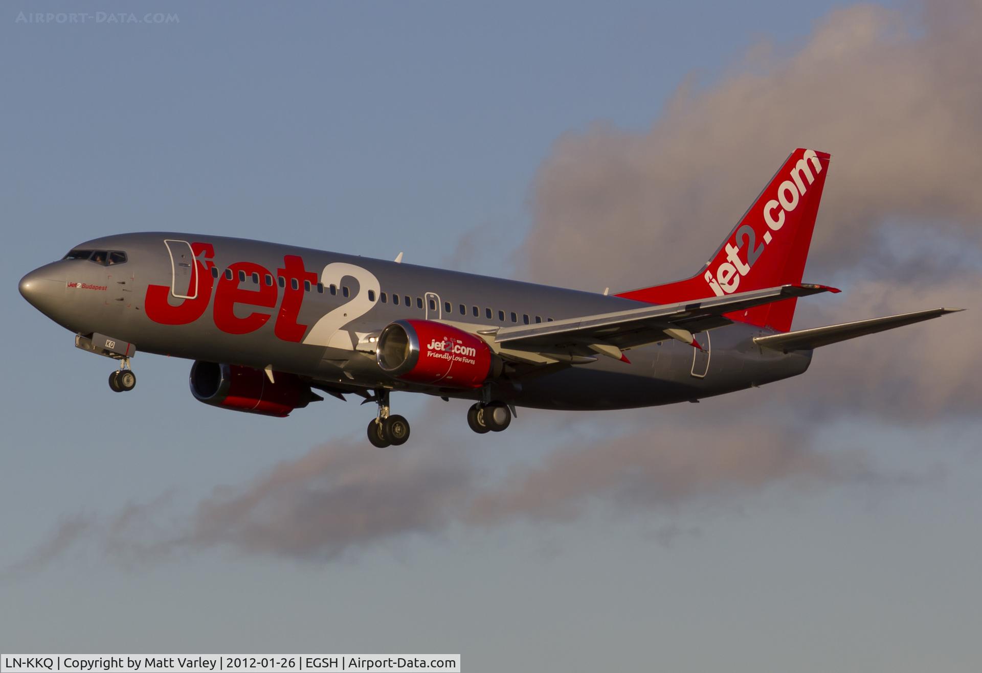 LN-KKQ, 1997 Boeing 737-36Q C/N 28658, Performing an ILS approach at EGSH as part of an air test out of Southend.