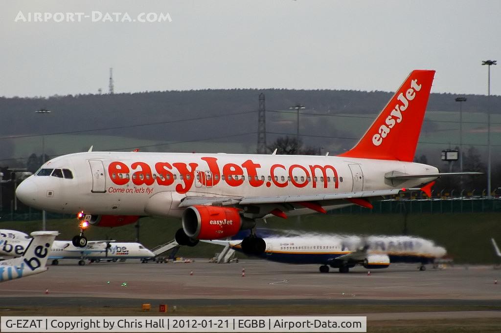 G-EZAT, 2006 Airbus A319-111 C/N 2782, easyJet