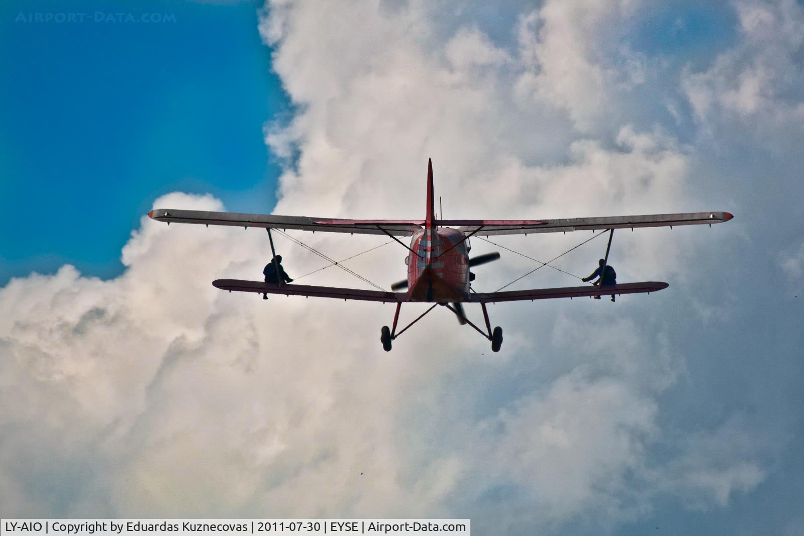 LY-AIO, Antonov An-2T C/N 1G160-43, Ready for the 200th jump!