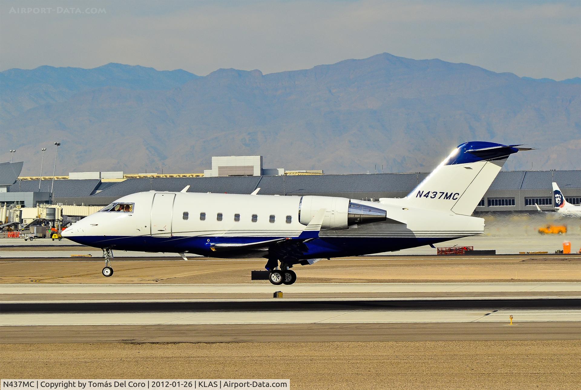 N437MC, 2002 Bombardier Challenger 604 (CL-600-2B16) C/N 5537, N437MC 2002 Bombardier CL-600-2B16 C/N 5537

Mutual Of Omaha Insurance Co.

- Las Vegas - McCarran International (LAS / KLAS)
USA - Nevada, January 26, 2012
Photo: Tomás Del Coro