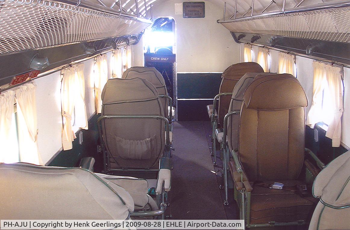 PH-AJU, 1934 Douglas DC-2-112 C/N 1286, KLM , Aviodrome Museum. Cabin DC-2 facing cockpit