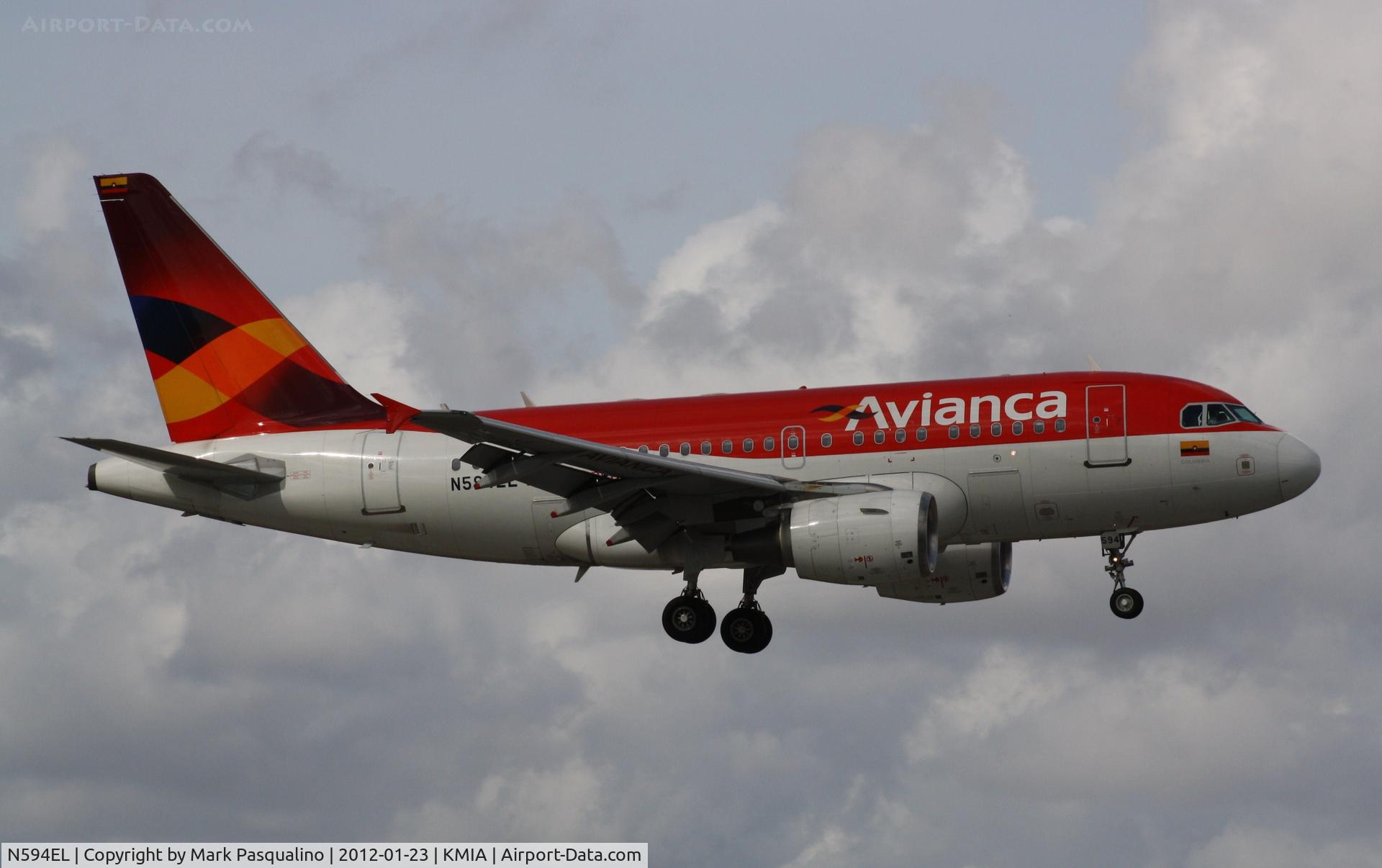 N594EL, 2005 Airbus A318-111 C/N 2377, Airbus A318