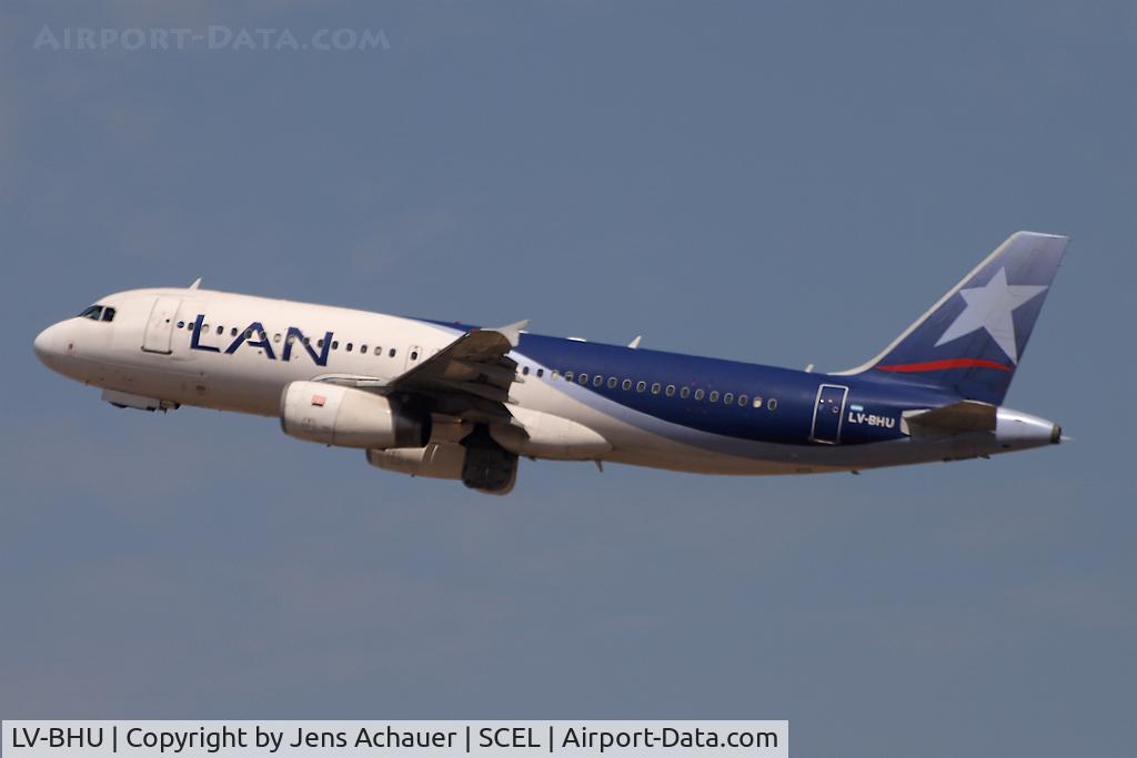 LV-BHU, 2001 Airbus A320-233 C/N 1512, Take off to Argentina