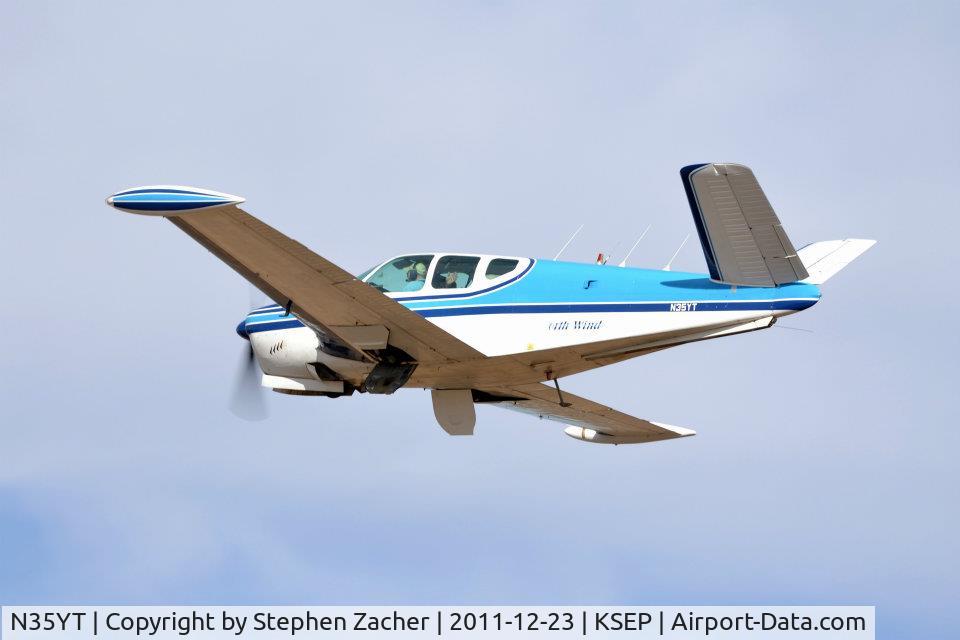 N35YT, Beech F35 Bonanza C/N D4058, Departing KSEP