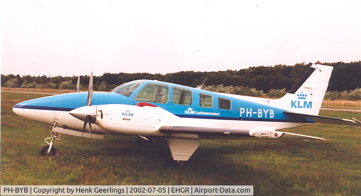 PH-BYB, Beech 58 Baron C/N TH-1613, KLM Flight School