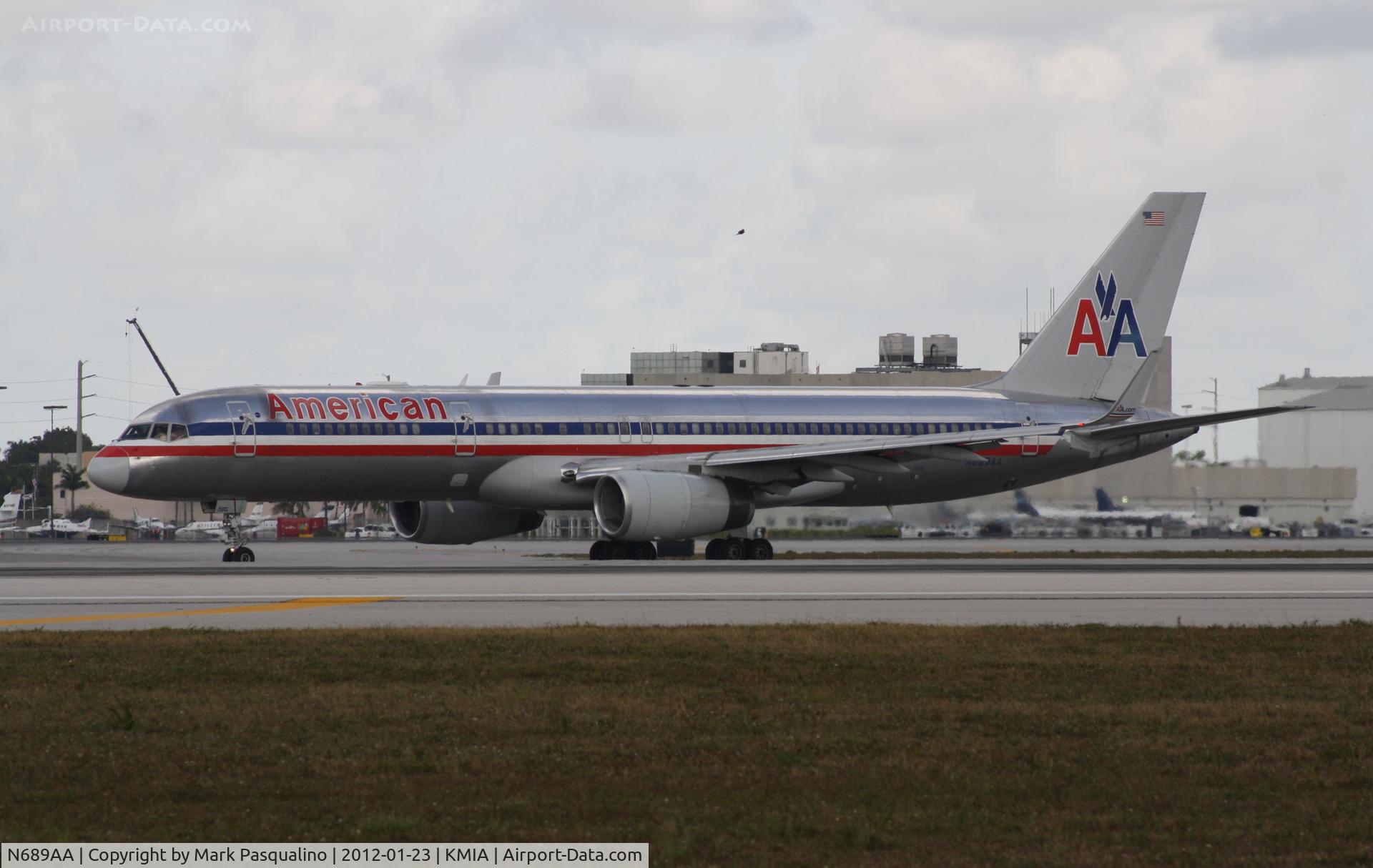 N689AA, 1993 Boeing 757-223 C/N 25731, Boeing 757-200