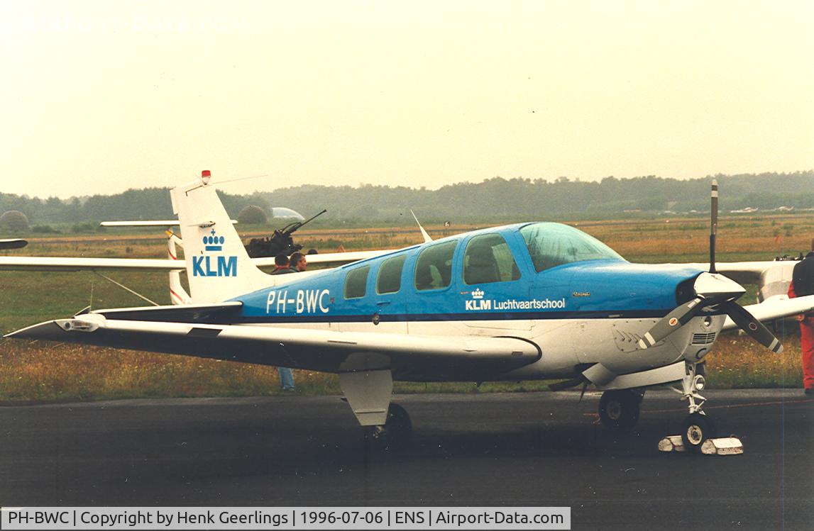 PH-BWC, Beechcraft A36AT Bonanza C/N E-2609, KLM Flight School