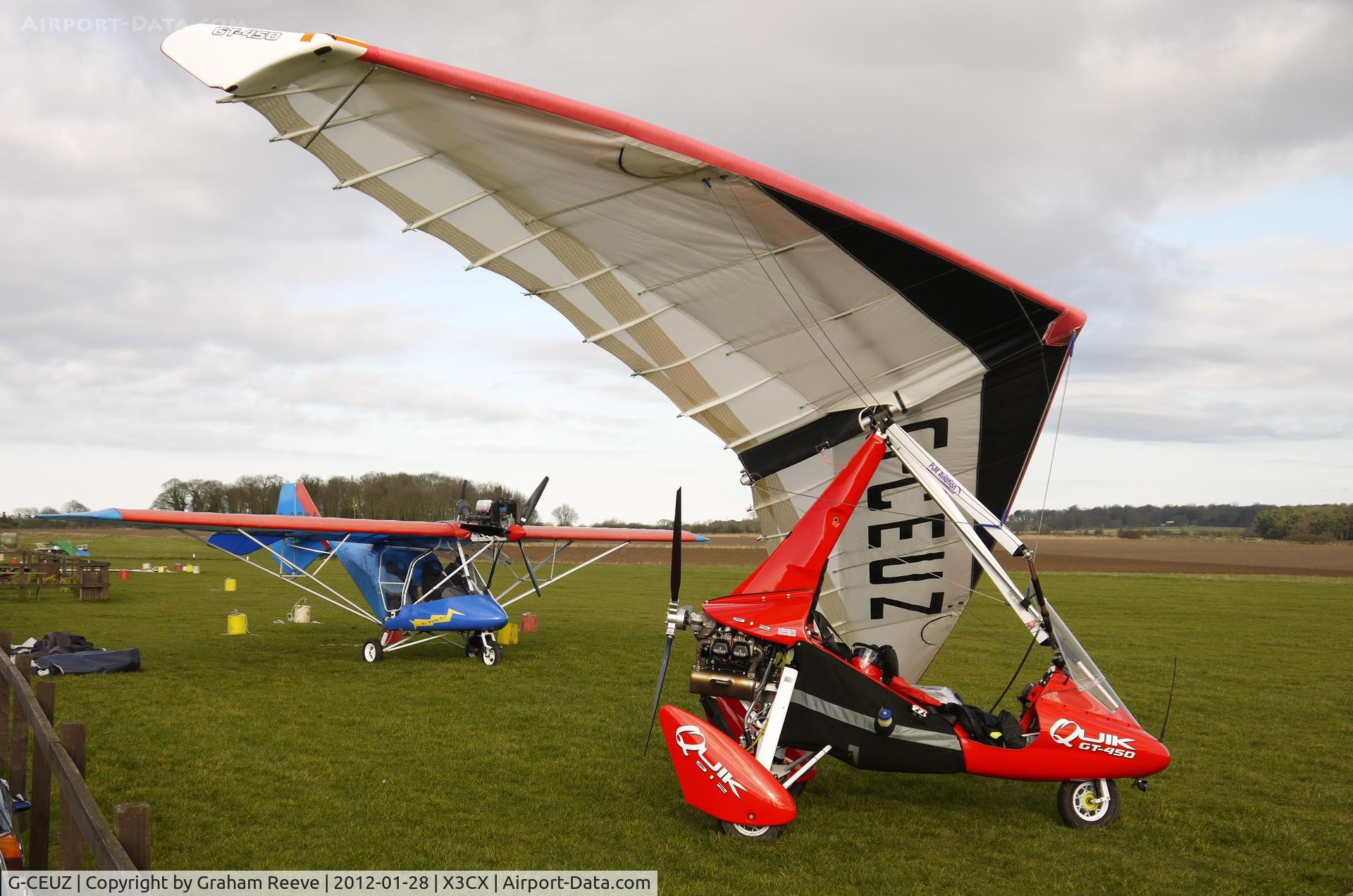 G-CEUZ, 2007 P&M Aviation Quik GT450 C/N 8321, Parked at Northrepps.