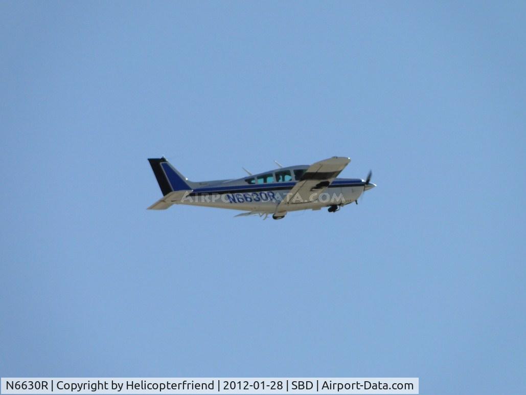 N6630R, 1974 Beech B24R Sierra C/N MC-314, Wheels up and climbing out over runway 24