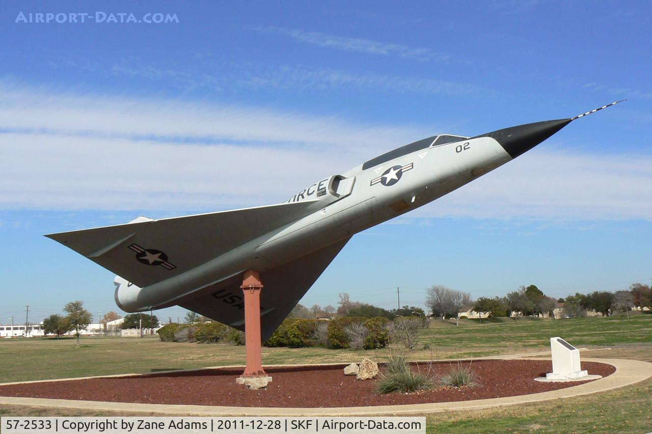 57-2533, 1957 Convair F-106B Delta Dart C/N 8-27-27, At Kelly Field - San Antonio, TX