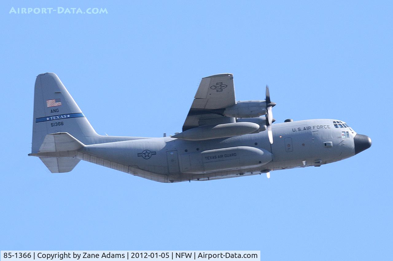 85-1366, 1985 Lockheed C-130H Hercules C/N 382-5081, At NAS Fort Worth