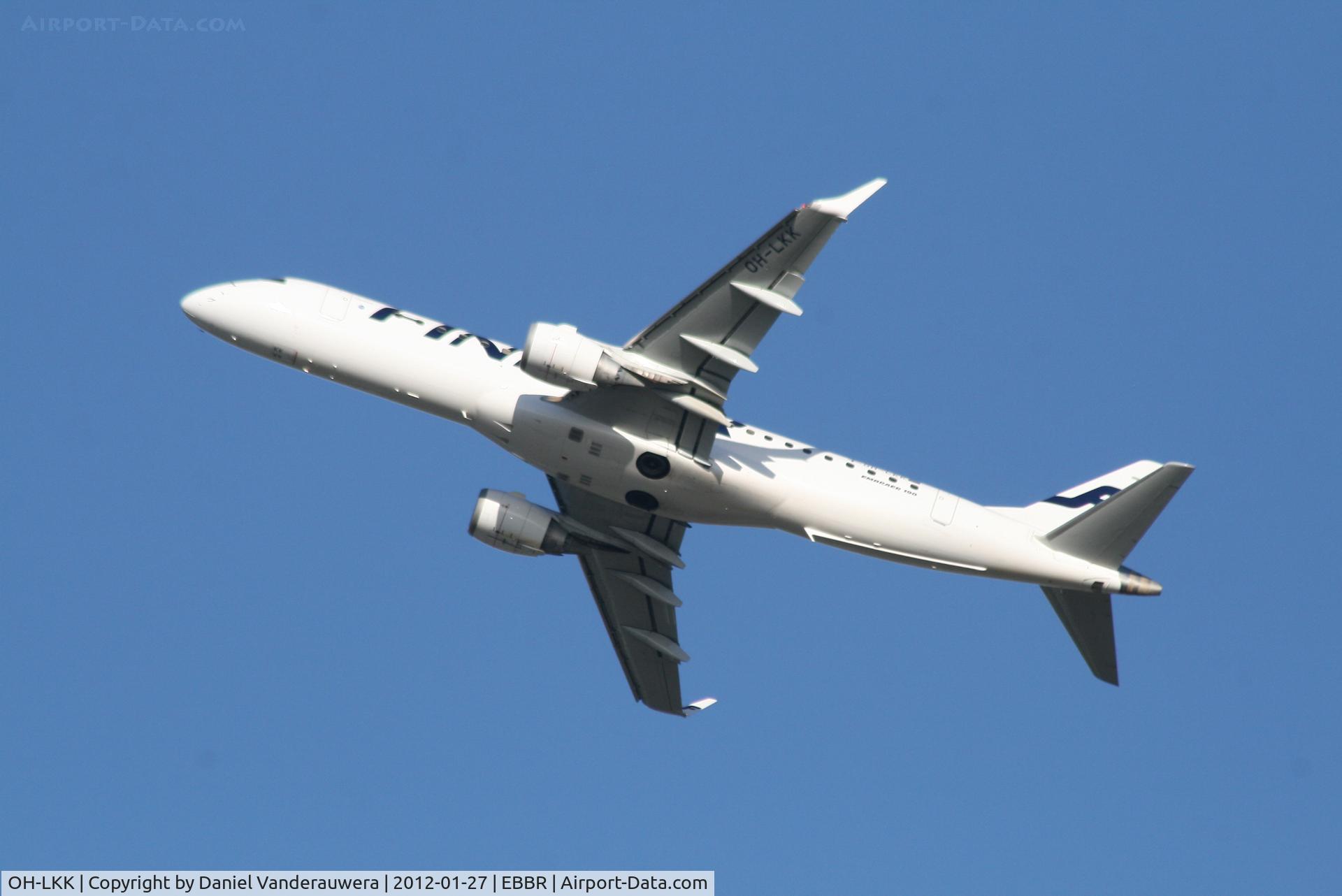 OH-LKK, 2007 Embraer 190LR (ERJ-190-100LR) C/N 19000127, Flight AY812 is climbing from RWY 25R