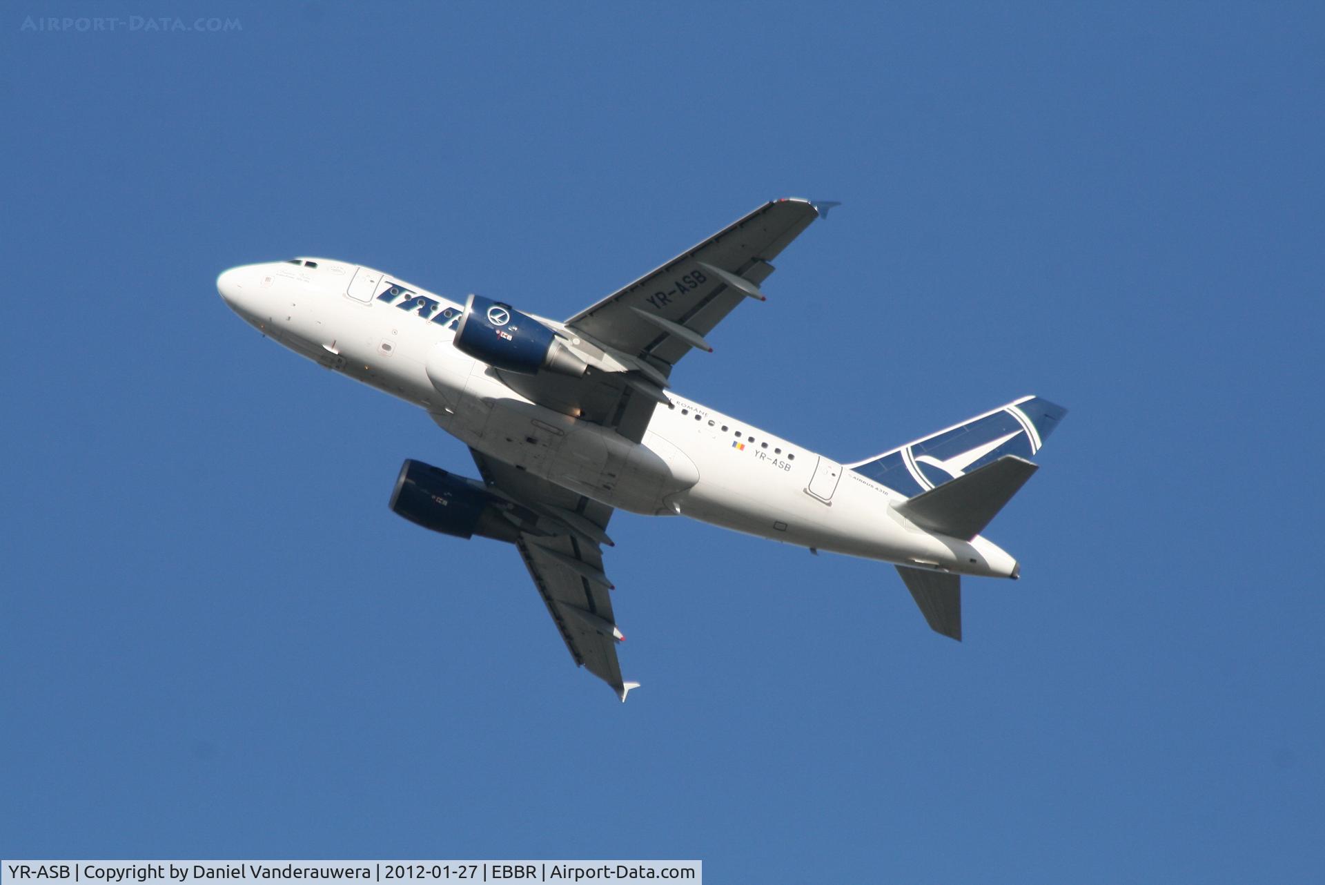 YR-ASB, 2006 Airbus A318-111 C/N 2955, Flight RO372 is climbing from RWY 25R