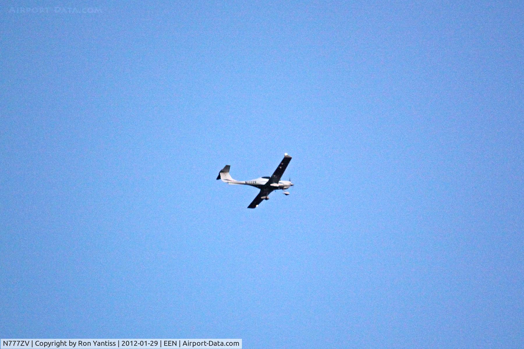 N777ZV, 2004 Diamond DA-40 Diamond Star C/N 40.364, Departing the pattern to the east at 1,800, Dillant-Hopkins Airport, Keene, NH