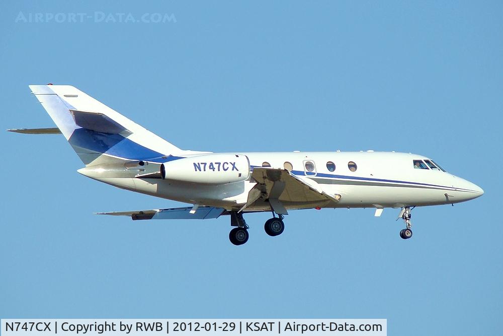 N747CX, 1981 Dassault Fan Jet Falcon (20F) C/N 442, On approach 12R