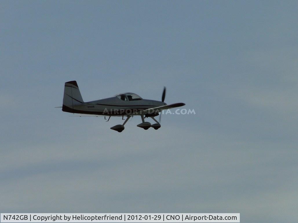 N742GB, Vans RV-7A C/N 70201, Heading westbound from runway 26R