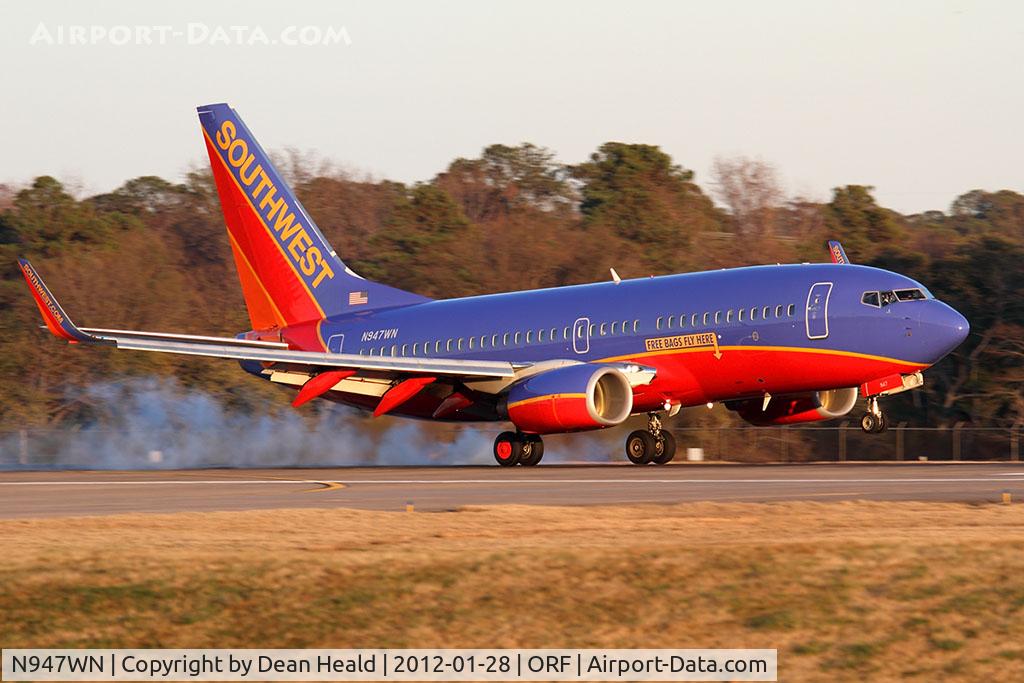 N947WN, 2010 Boeing 737-7H4 C/N 36924, Southwest Airlines N947WN (FLT SWA2240) from Jacksonville Int'l (KJAX) landing RWY 23.