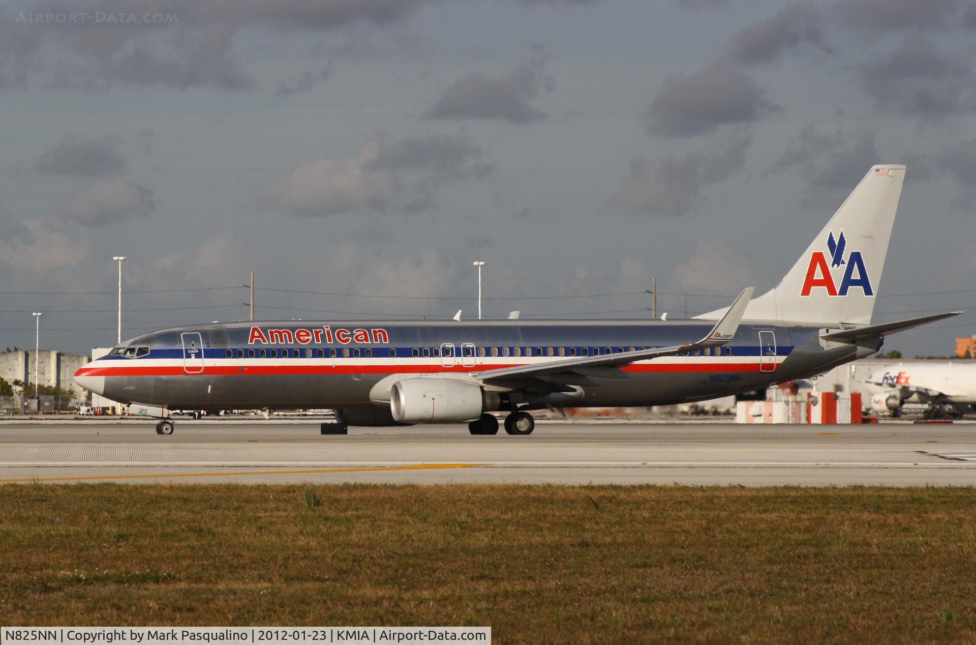 N825NN, 2010 Boeing 737-823 C/N 31087, Boeing 737-800