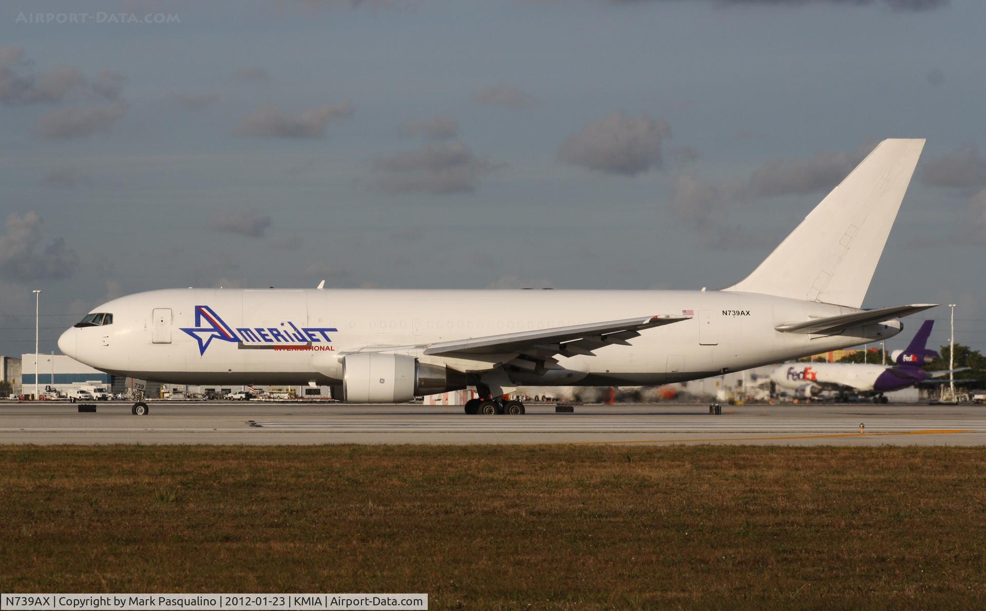 N739AX, 1982 Boeing 767-232 C/N 22216, Boeing 767-200