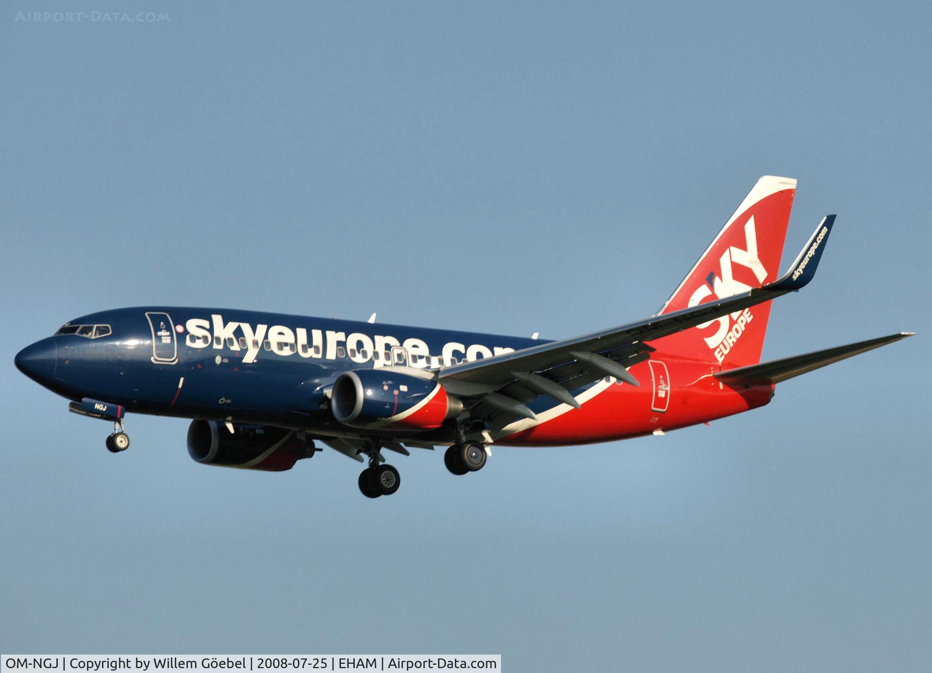 OM-NGJ, 2007 Boeing 737-76N C/N 34755, Landing on runway C18 of Schiphol Airport