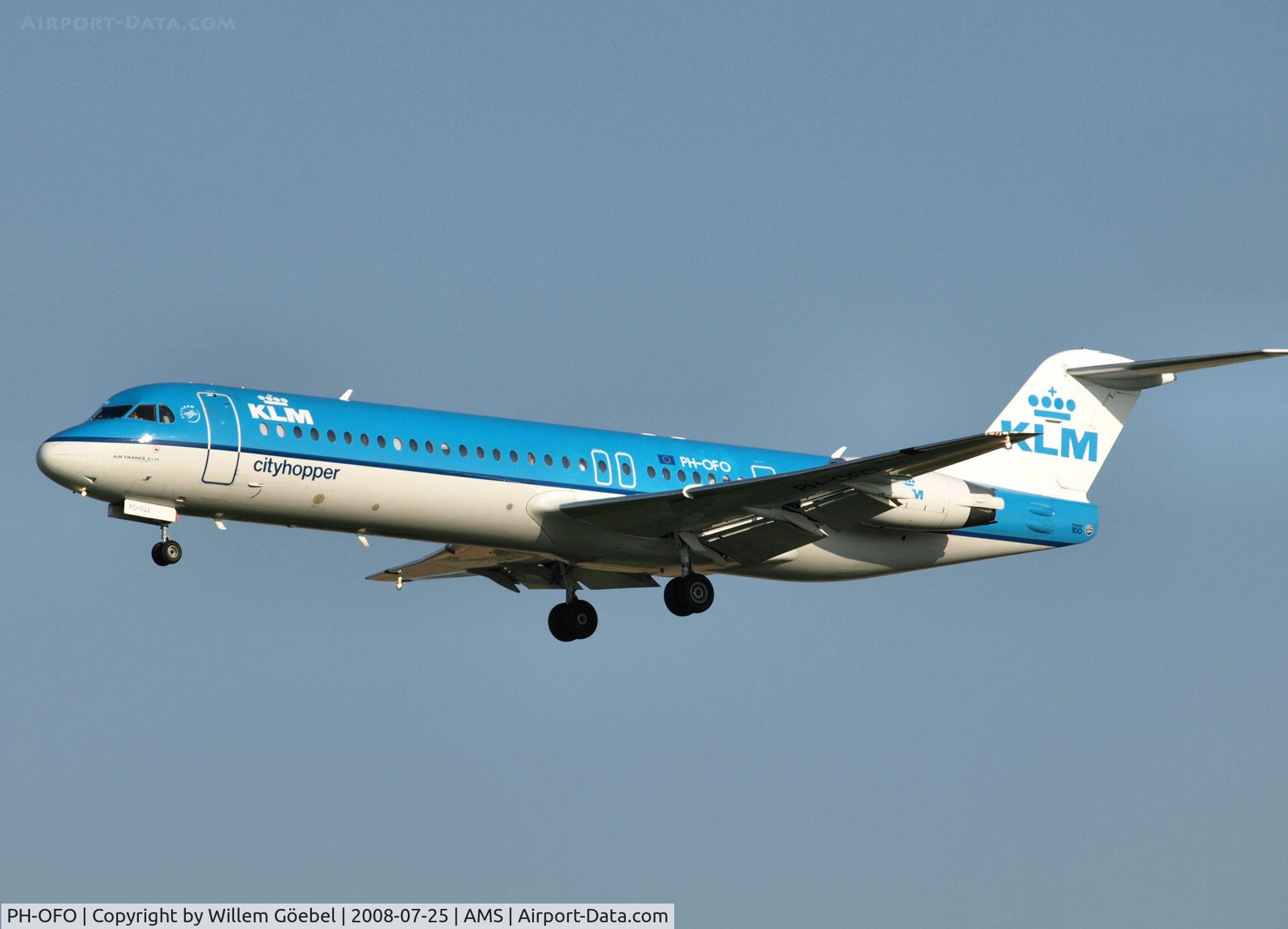 PH-OFO, 1995 Fokker 100 (F-28-0100) C/N 11462, Landing on runway C18 of Schiphol Airport