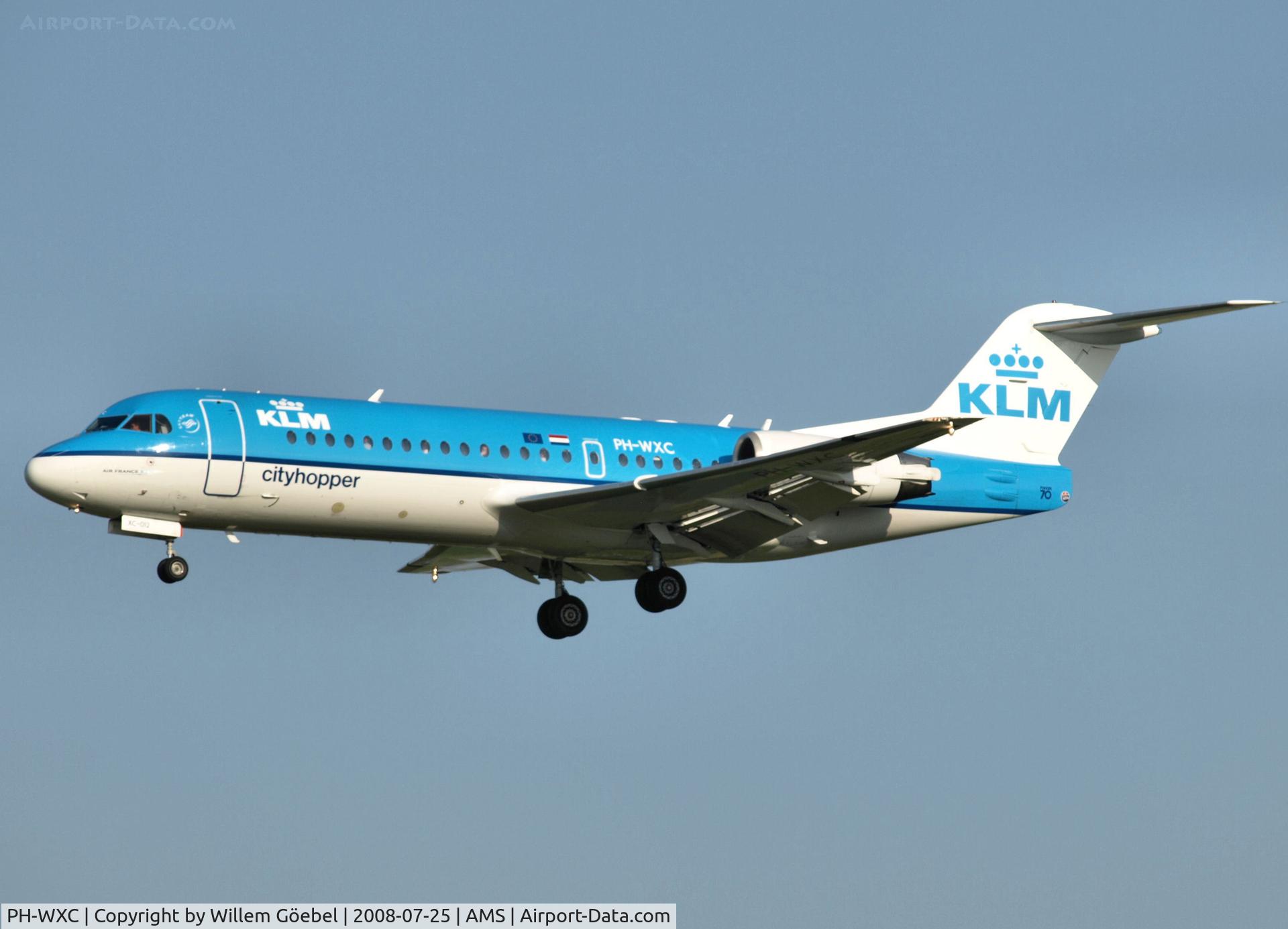 PH-WXC, 1996 Fokker 70 (F-28-0070) C/N 11574, Landing on runway C18 of Schiphol Airport