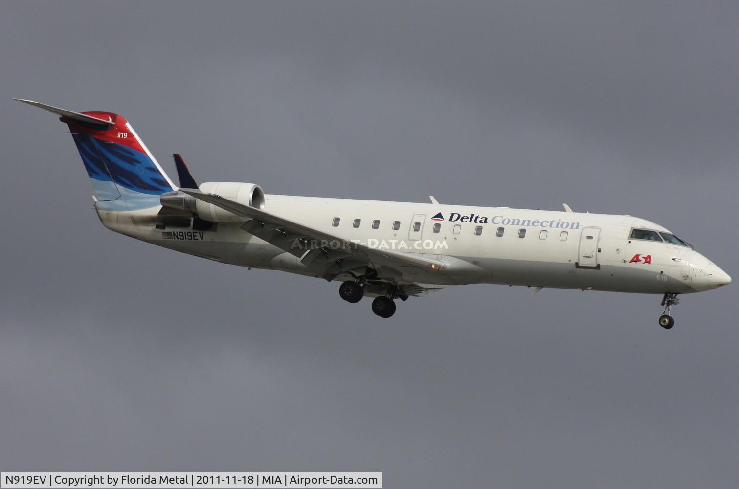 N919EV, 2003 Bombardier CRJ-200ER (CL-600-2B19) C/N 7780, ASA CRJ-200