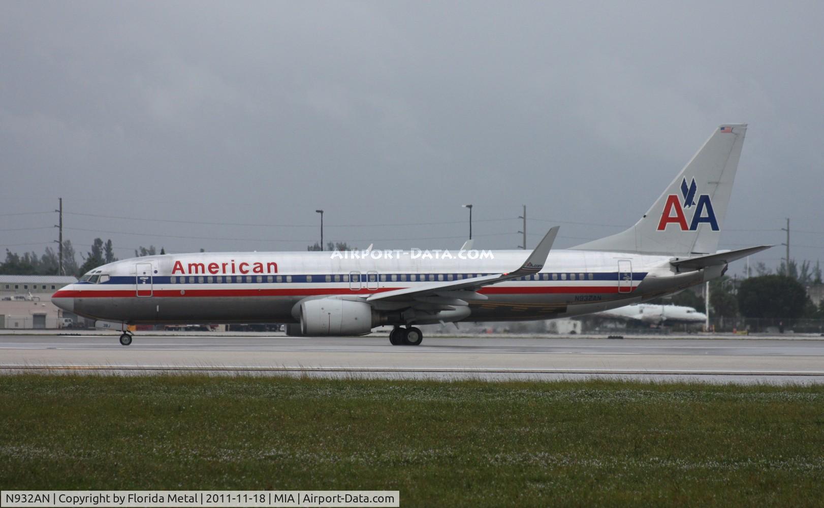 N932AN, 2000 Boeing 737-823 C/N 29530, American 737