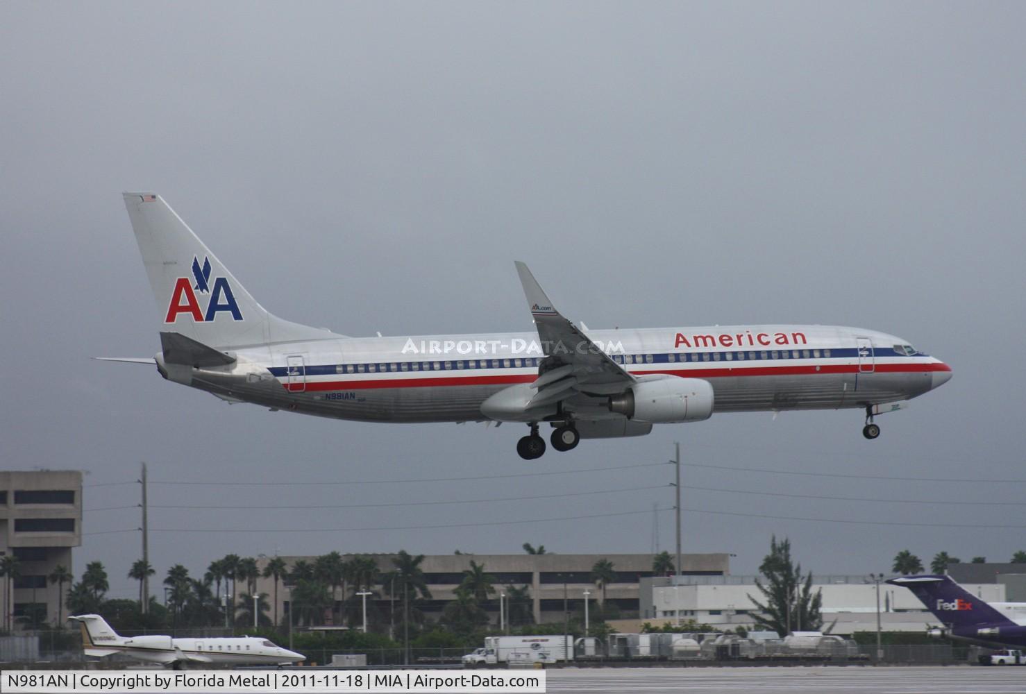N981AN, 2009 Boeing 737-823 C/N 29569, American 737