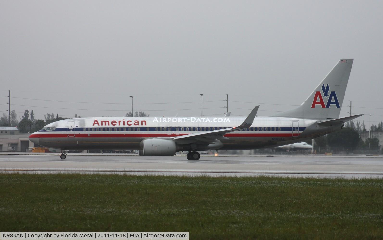 N983AN, Boeing 737-823 C/N 29570, American 737