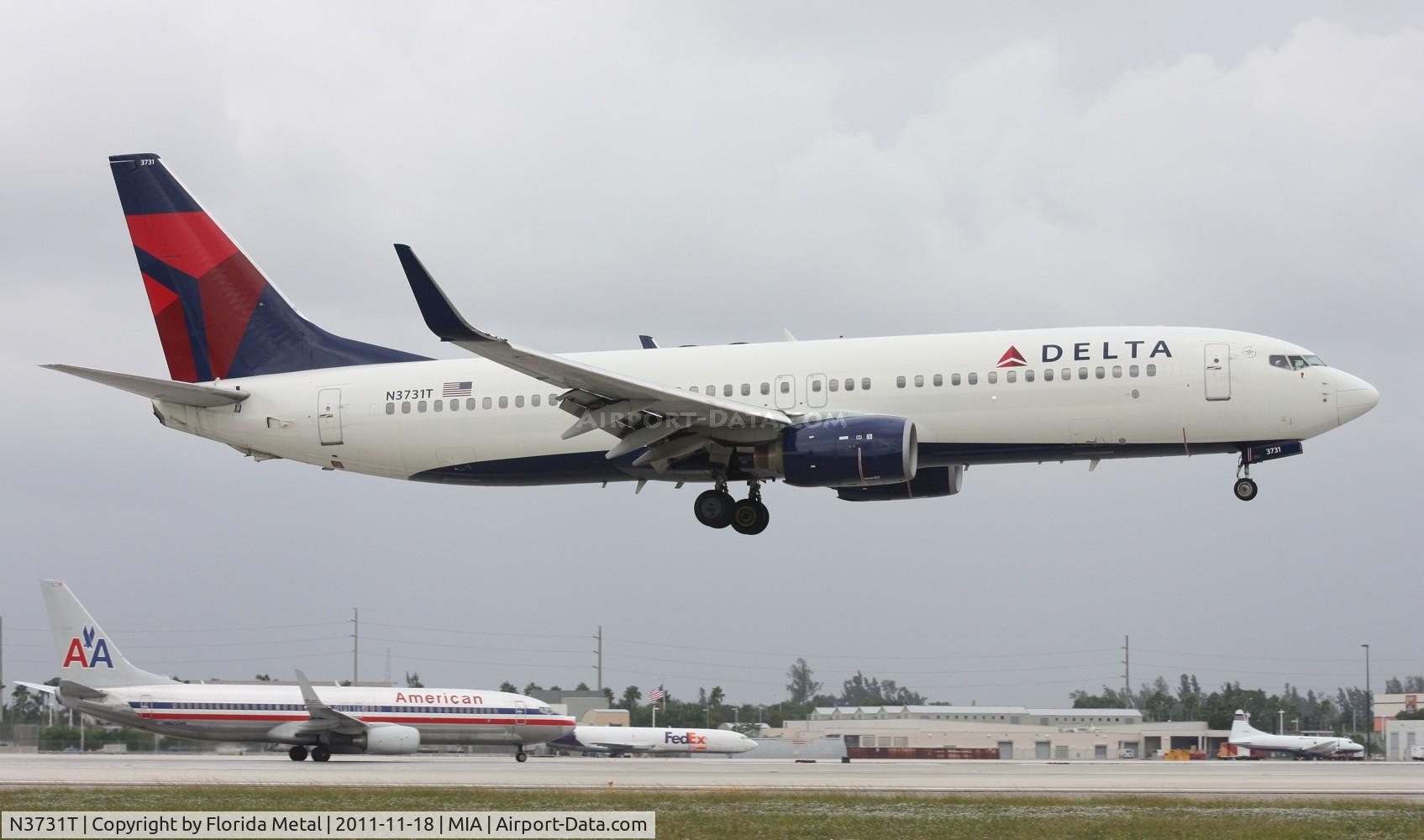 N3731T, 2000 Boeing 737-832 C/N 30775, Delta 737-800