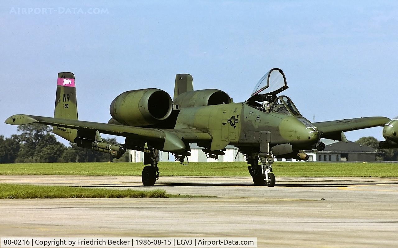 80-0216, 1980 Fairchild Republic A-10A Thunderbolt II C/N A10-0566, taxying to the last chance