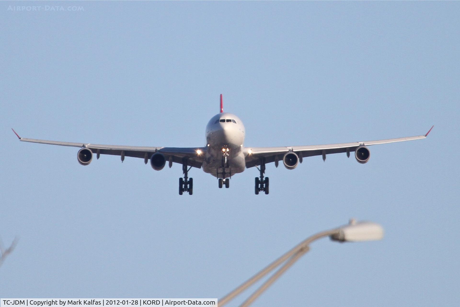 TC-JDM, 1996 Airbus A340-311 C/N 115, Turkish Airlines Airbus A340-311, THY5 arriving from Istanbul - LTBA / IST, RWY 28 approach KORD