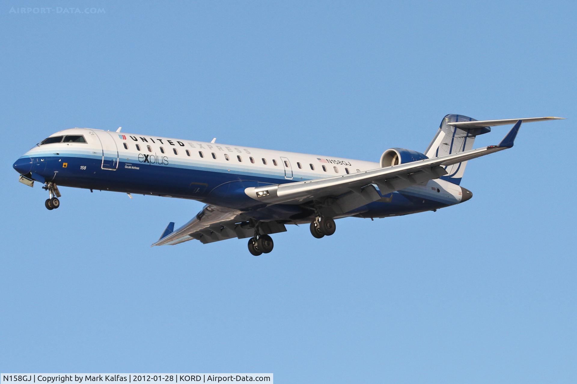 N158GJ, 2005 Bombardier CRJ-702 (CL-600-2C10) Regional Jet C/N 10237, GoJet/United Express Bombardier CL-600-2C10, ASQ5176 arriving from KDTW, RWY 28 approach KORD.