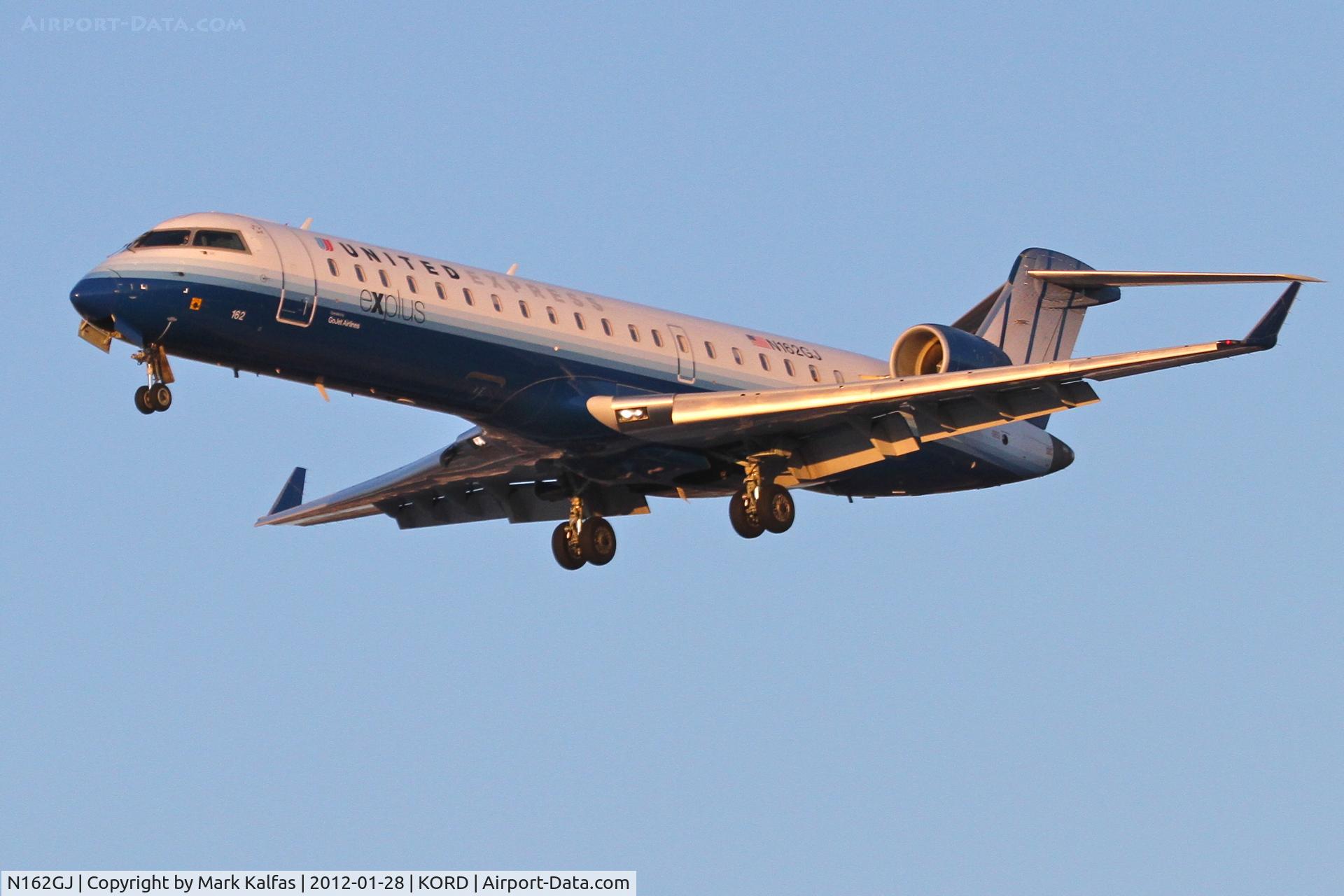 N162GJ, 2006 Bombardier CRJ-702 (CL-600-2C10) Regional Jet C/N 10254, GoJet/United Express Bombardier CL-600-2C10, GJS3620 arriving from New Orleans - KMSY, RWY 28 approach KORD.