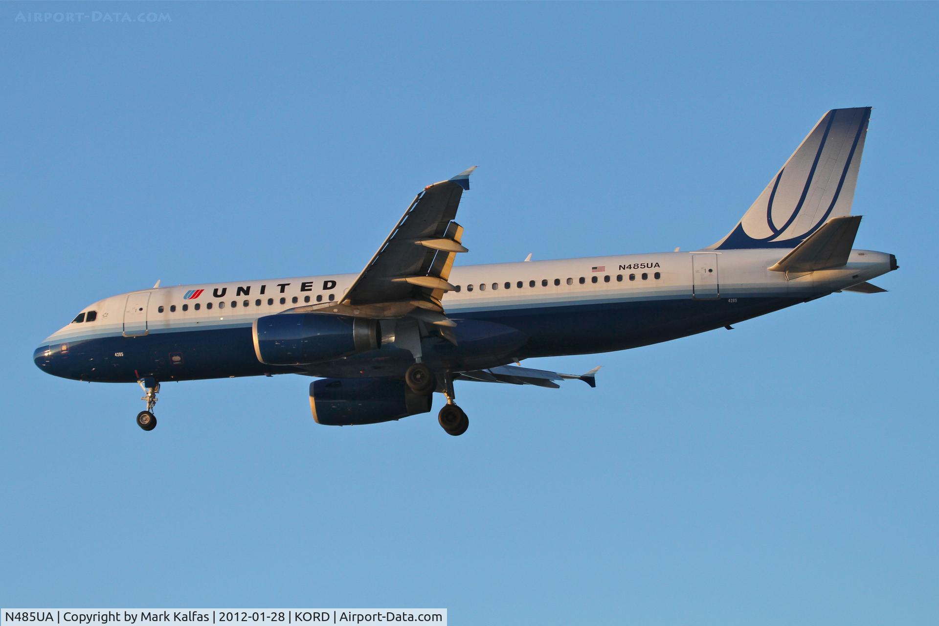 N485UA, 2001 Airbus A320-232 C/N 1617, United Airlines Airbus A320-232, UAL246 arriving Vancouver - CYVR, RWY 28 approach KORD.