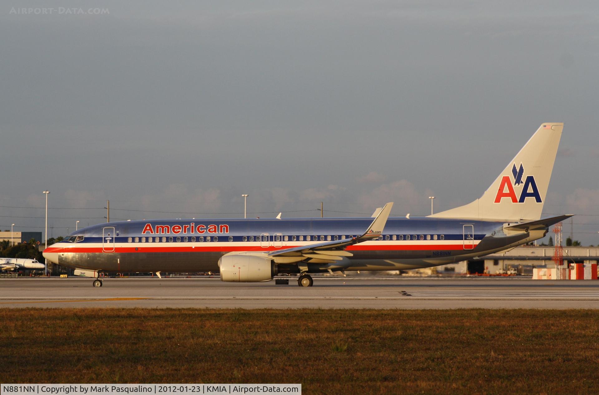 N881NN, Boeing 737-823 C/N 31135, Boeing 737-800