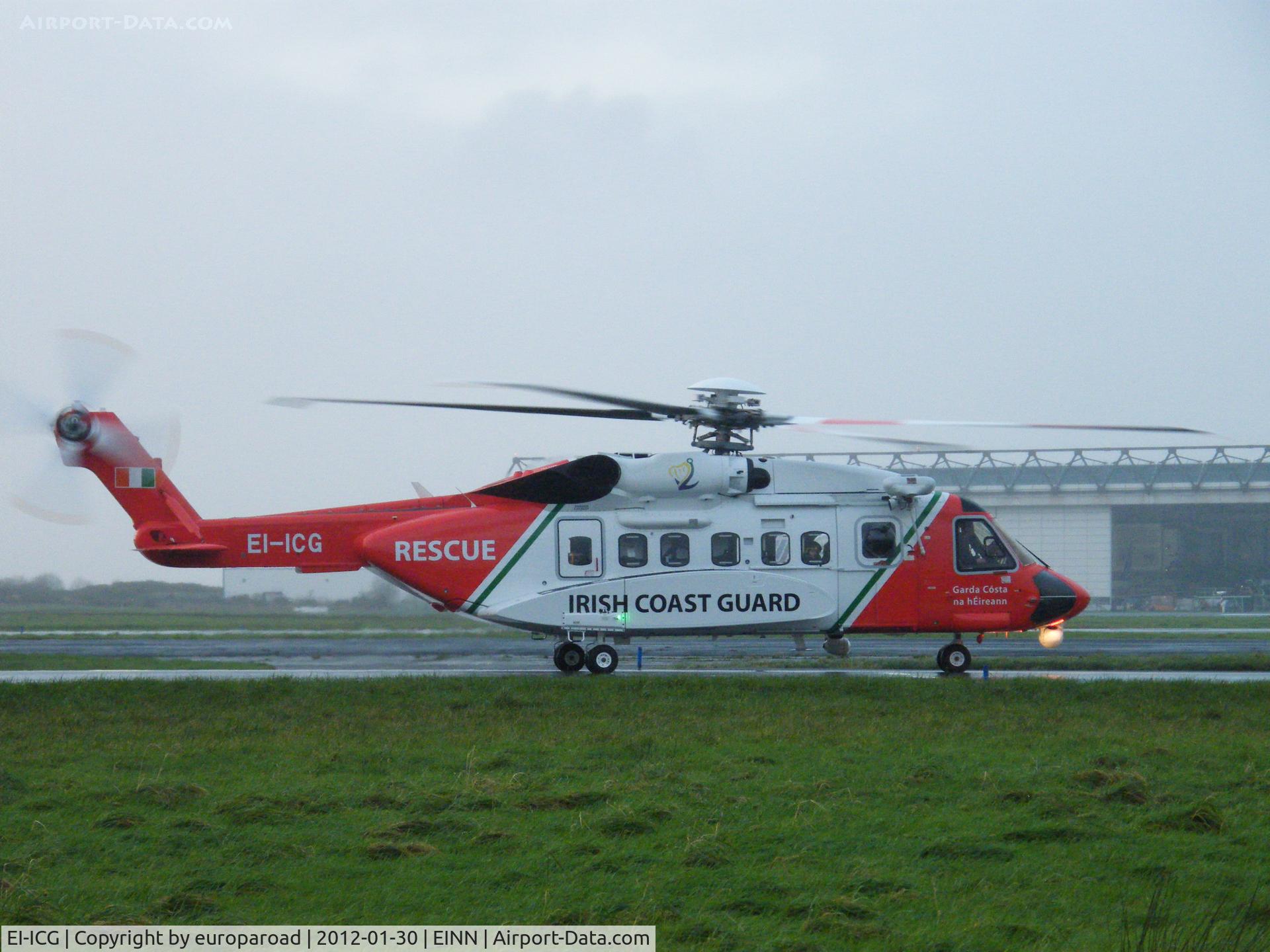 EI-ICG, 2011 Sikorsky S-92A C/N 920150, EI-ICG SIKORSKY S92A on display on 30-01-2012 after arriving from lee on solent on sunday 29-01-2012 where propellers were fitted before flying to shannon airport co clare ireland