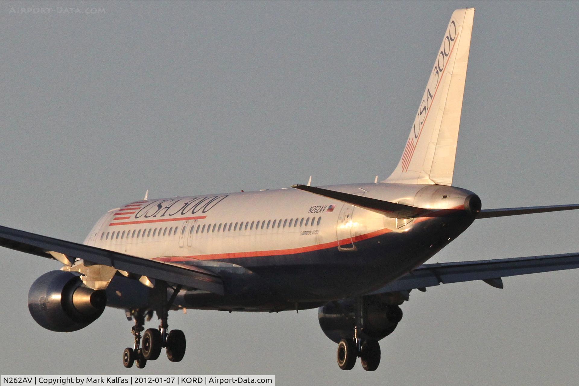 N262AV, 2002 Airbus A320-214 C/N 1725, USA 3000 N262AV Airbus A320-214 on approach RWY 28 KORD.