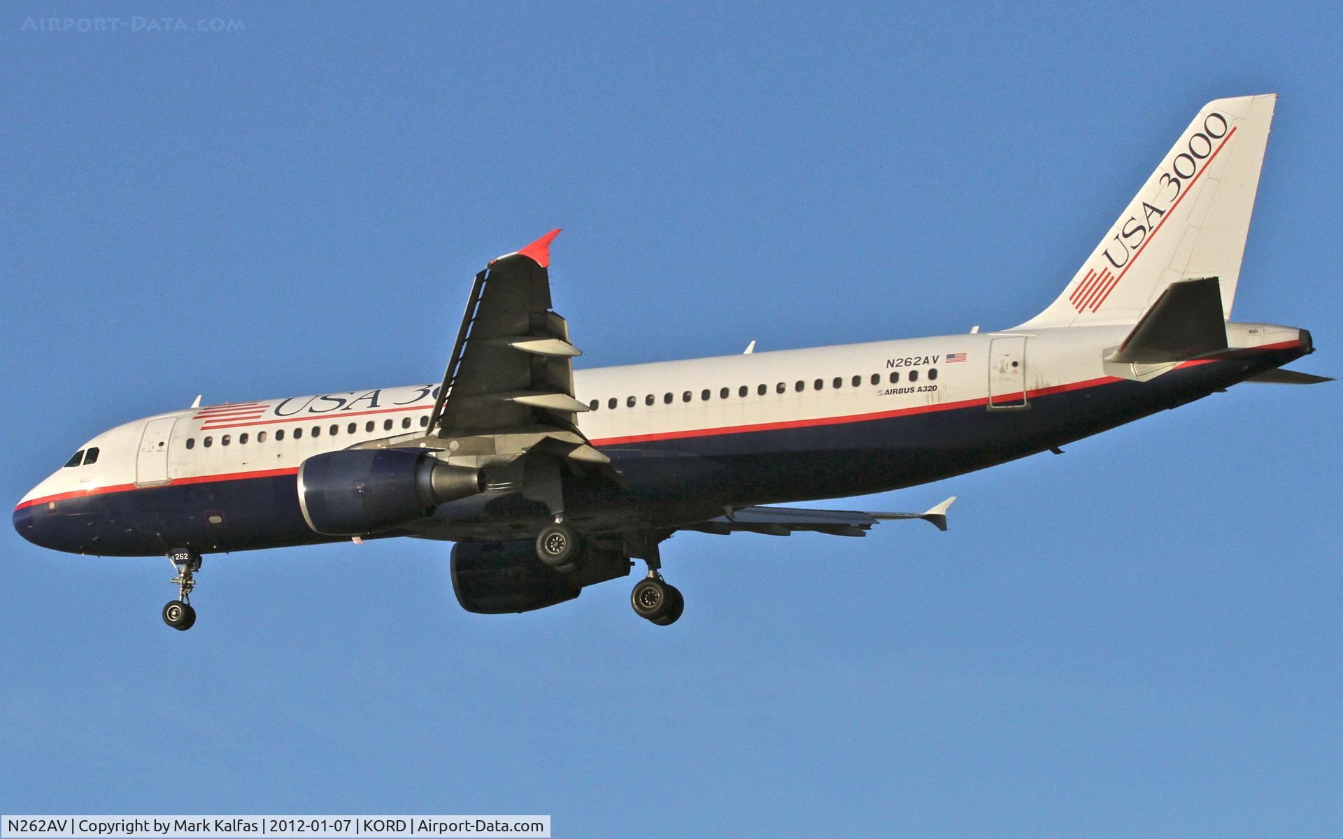 N262AV, 2002 Airbus A320-214 C/N 1725, USA 3000 N262AV Airbus A320-214 on approach RWY 28 KORD.