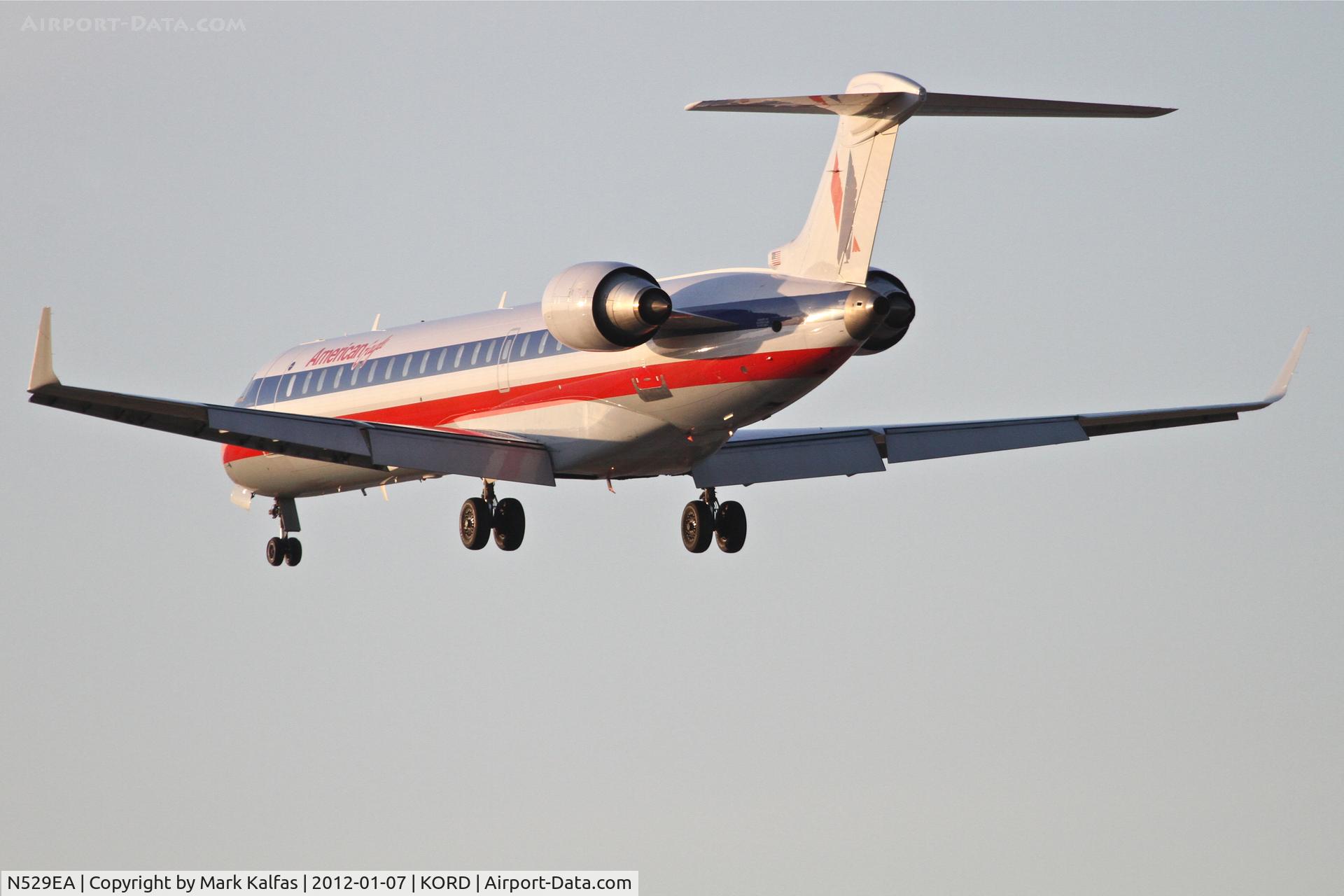 N529EA, Bombardier CRJ-702 (CL-600-2C10) Regional Jet C/N 10307, American Eagle CL-600-2C10 RWY 28 approach KORD.