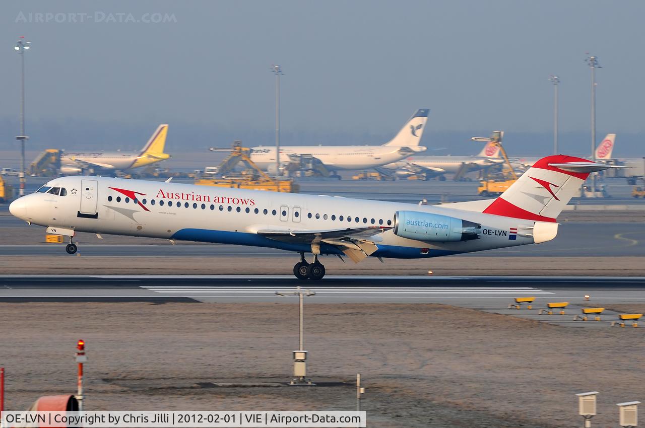 OE-LVN, 1991 Fokker 100 (F-28-0100) C/N 11367, Austrian arrows