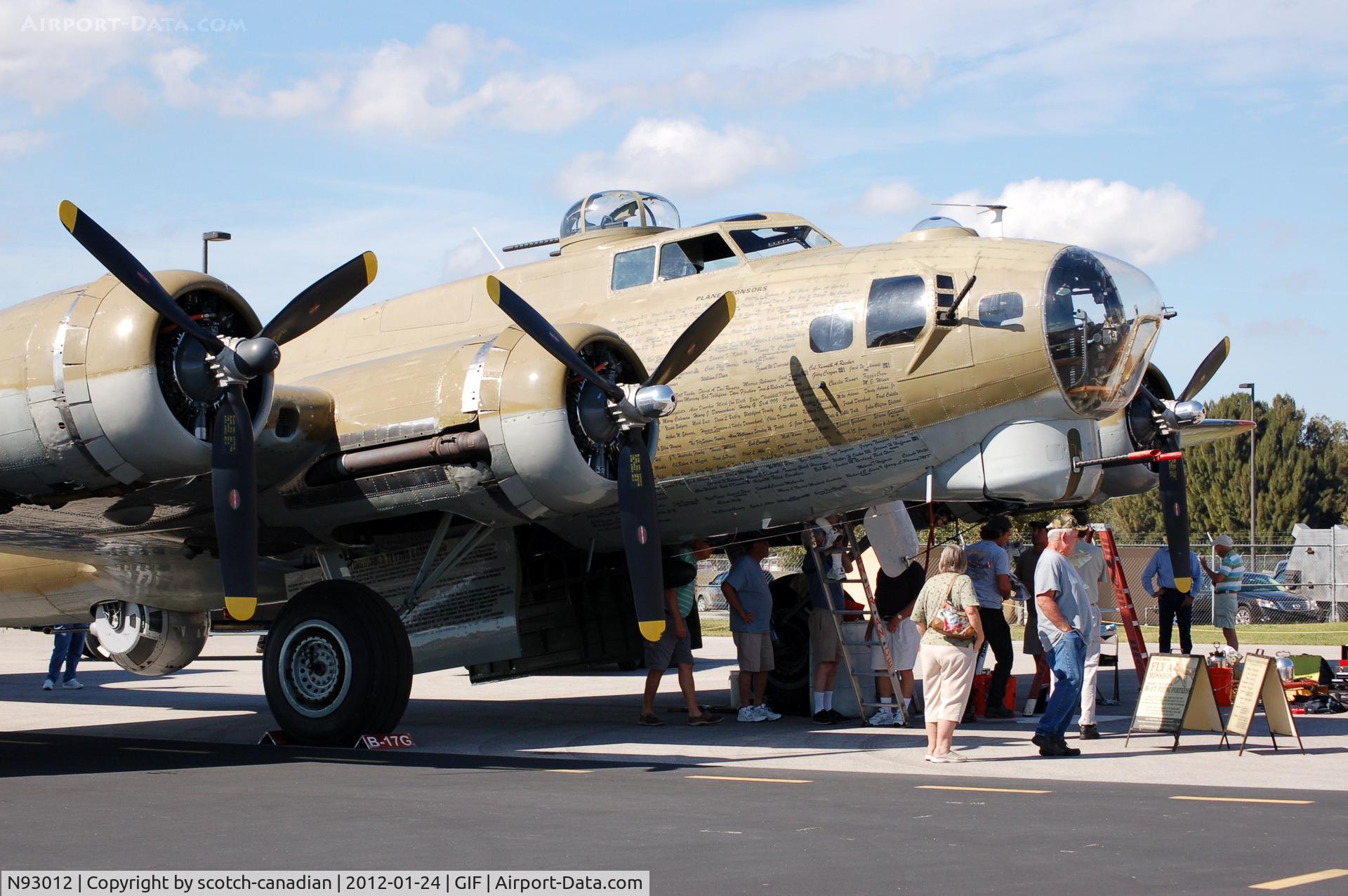 N93012, 1944 Boeing B-17G-30-BO Flying Fortress C/N 32264, 1944 Boeing B-17G N93012 