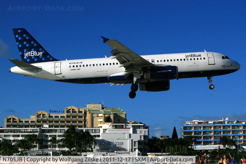 N705JB, 2008 Airbus A320-232 C/N 3416, visitor