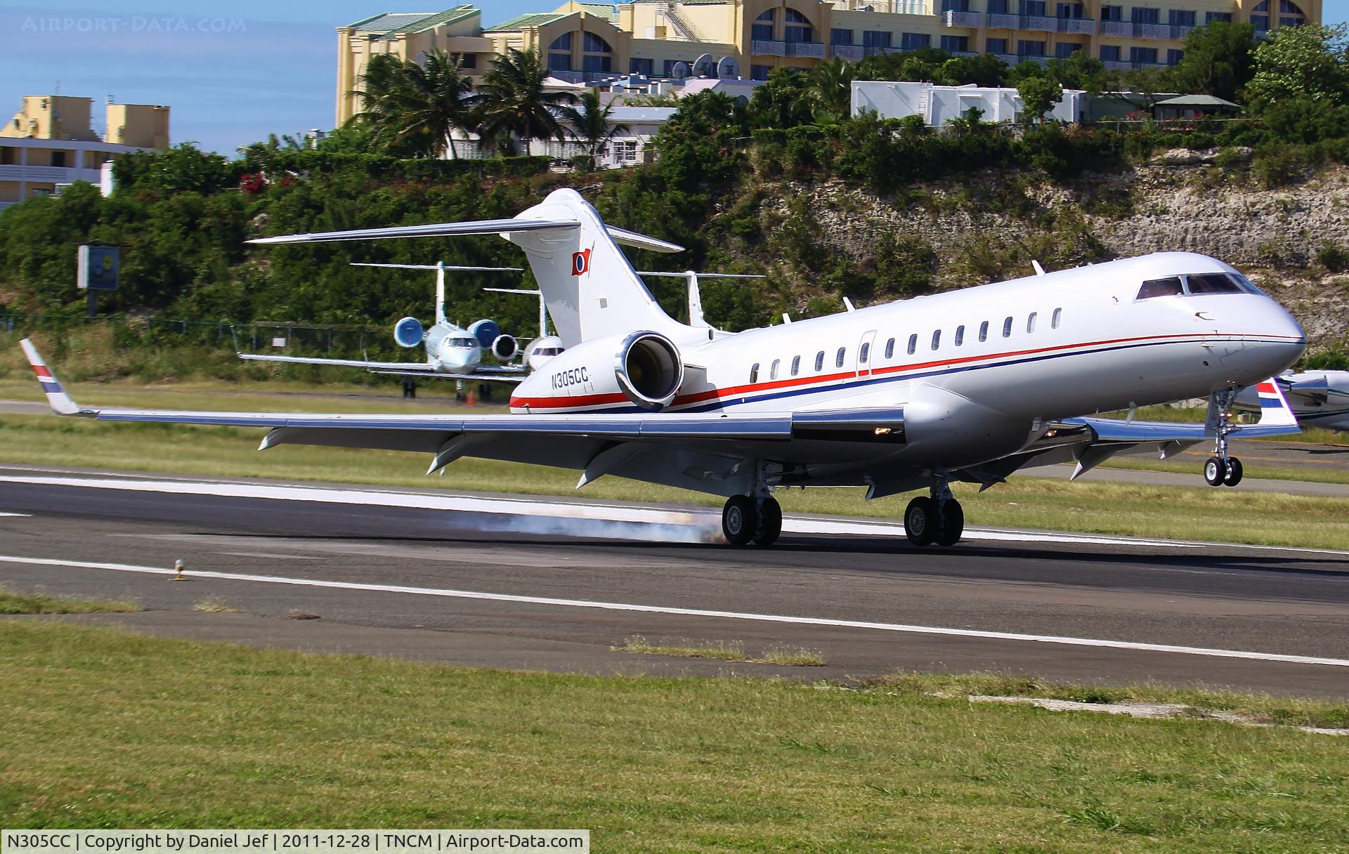 N305CC, 1999 Bombardier BD-700-1A10 Global Express C/N 9027, N305CC