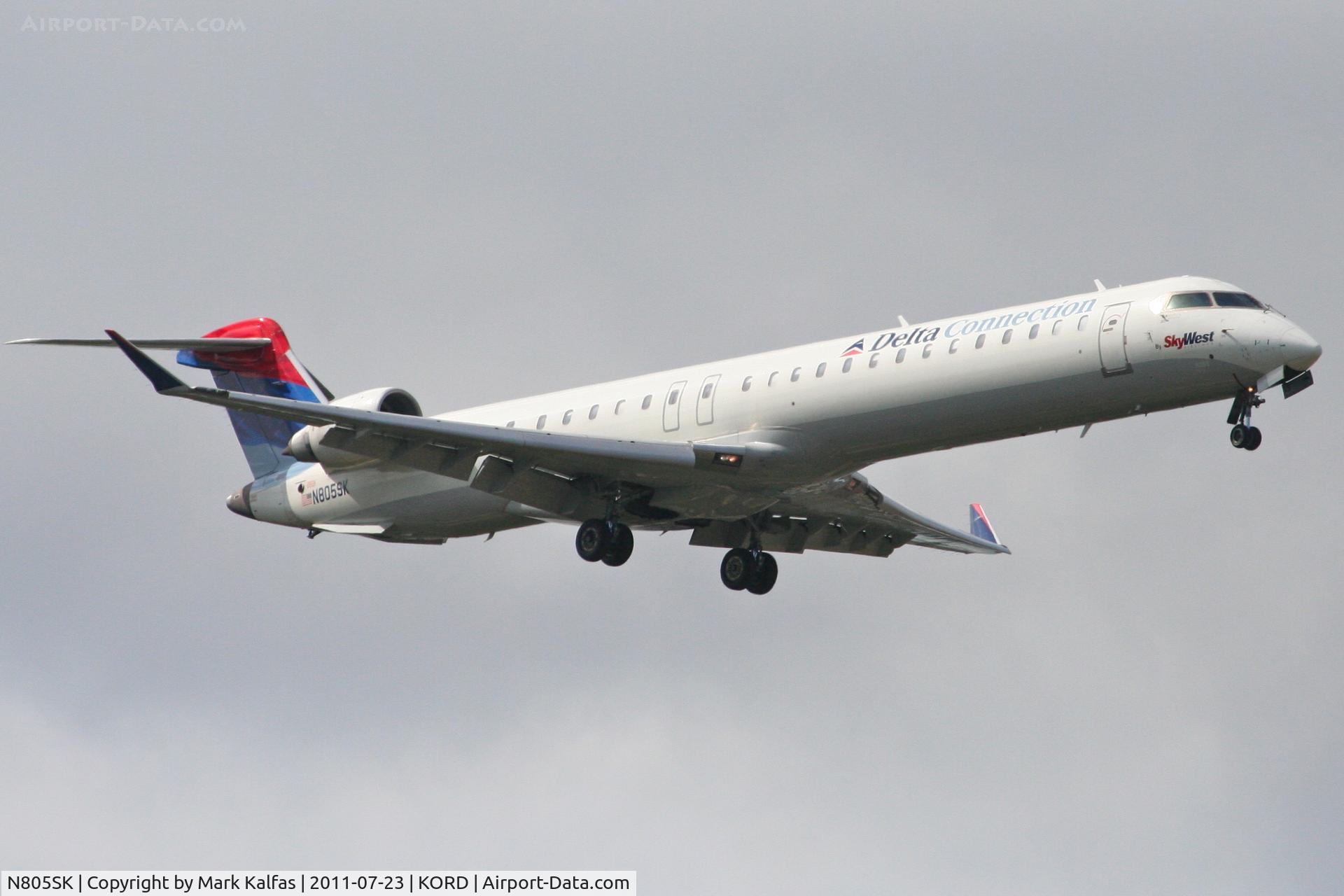 N805SK, 2006 Bombardier CRJ-900ER (CL-600-2D24) C/N 15069, SkyWest/Delta Connection CRJ-900, N805SK RWY 10 approach KORD.