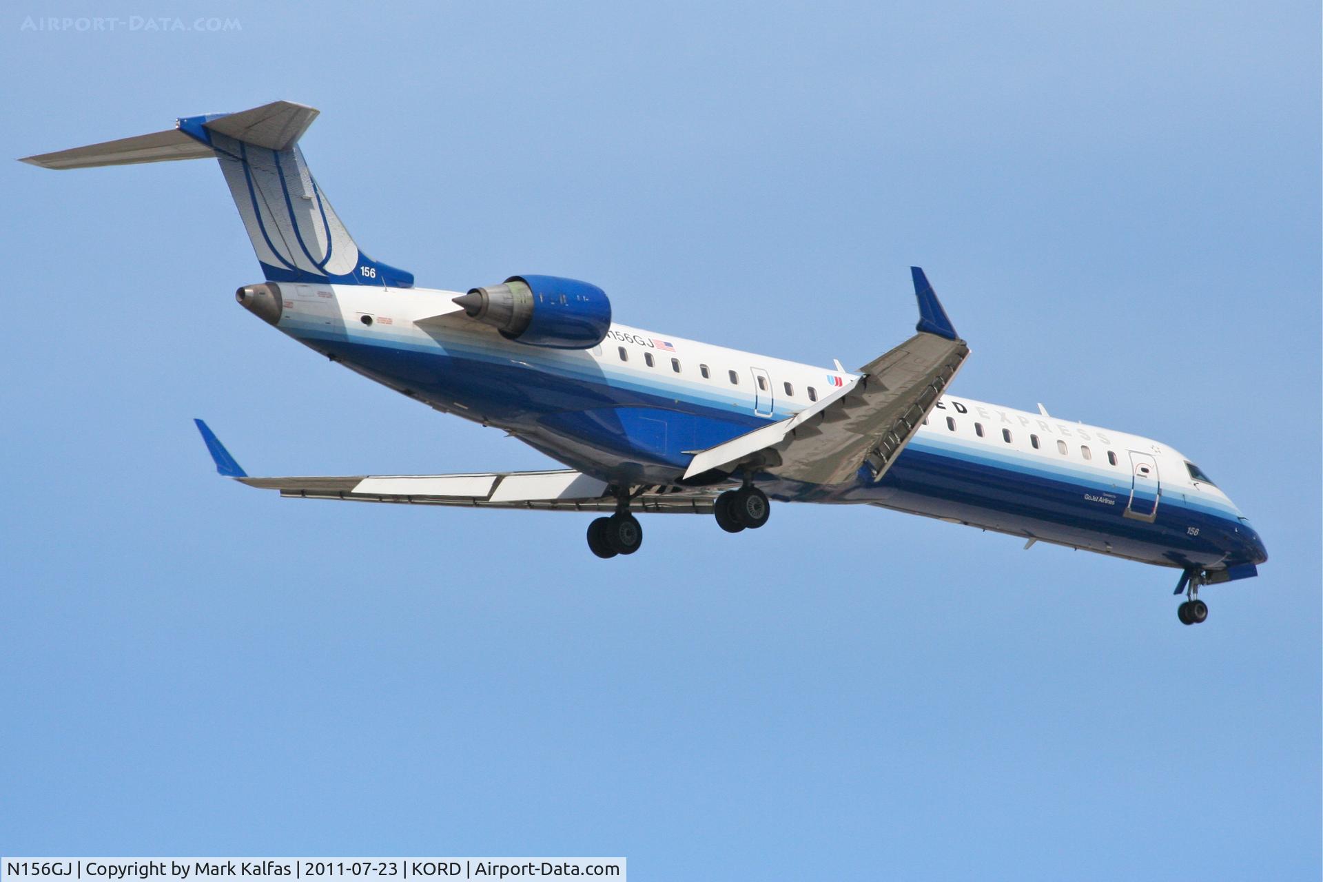 N156GJ, 2005 Bombardier CRJ-550 C/N 10227, GoJet Airlines/United Express Bombardier CL-600-2C10, N156GJ RWY 10 approach KORD.