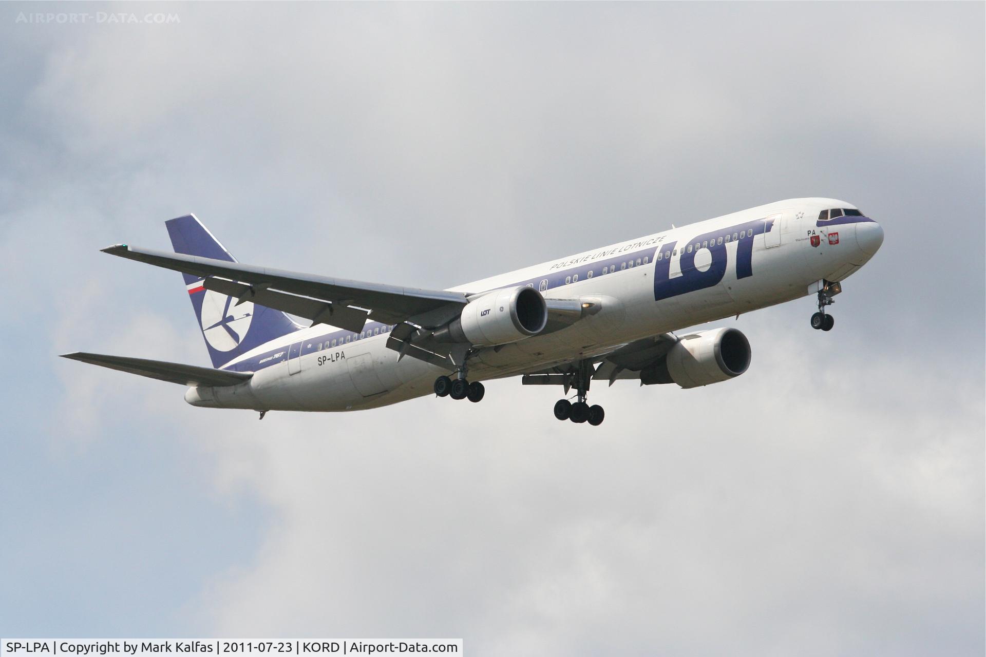 SP-LPA, 1990 Boeing 767-35D/ER C/N 24865, LOT Boeing 767-35D (ER) SP-LPA RWY 10 approach KORD.