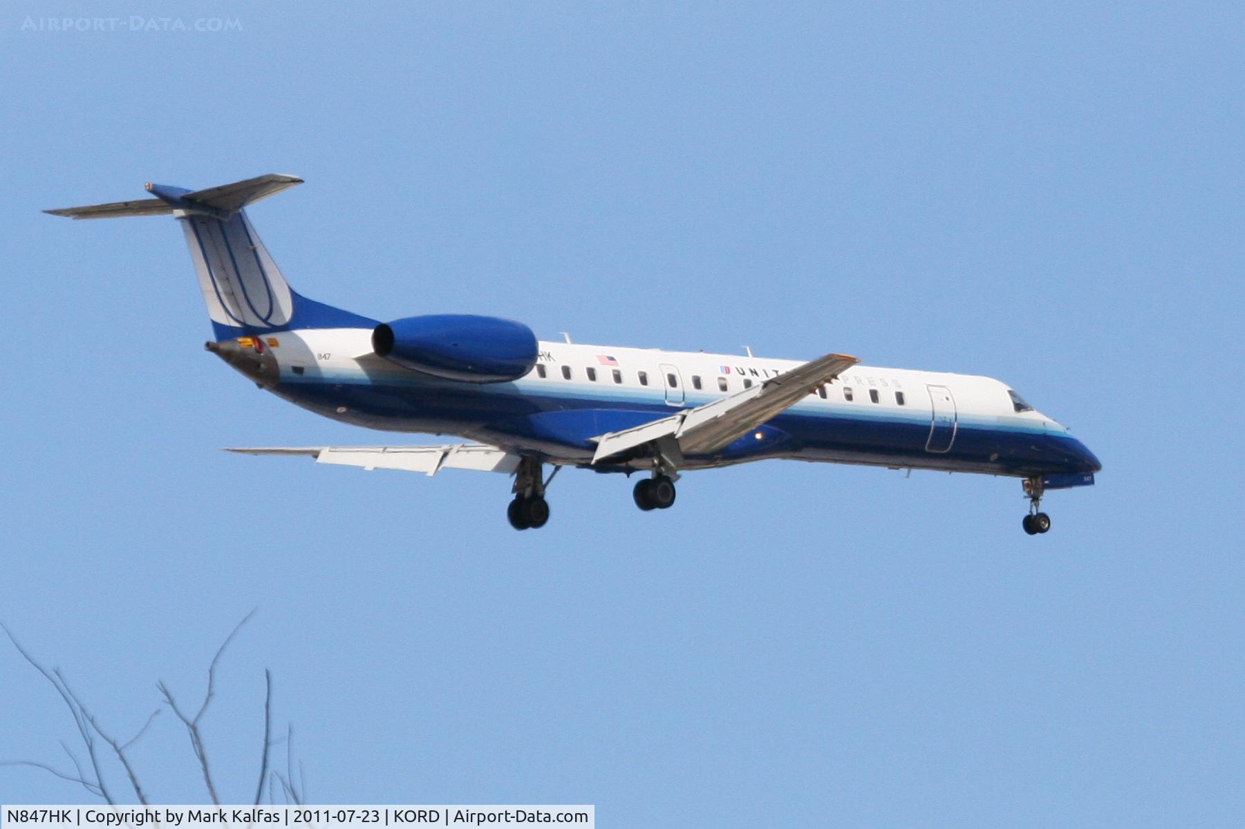 N847HK, 2004 Embraer ERJ-145LR (EMB-145LR) C/N 14500857, Trans States Airlines/United Express Embraer ERJ-145LR, RWY 10 approach KORD. (this A/C was involved in a runway accident in Ottawa on 2010/06/10)
