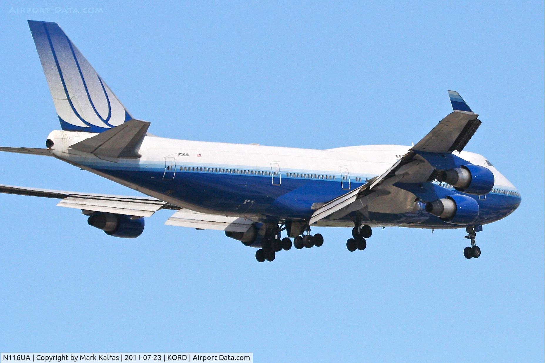 N116UA, 1998 Boeing 747-422 C/N 26908, United Airlines Boeing 747-422, N116UA on approach RWY 10 KORD.